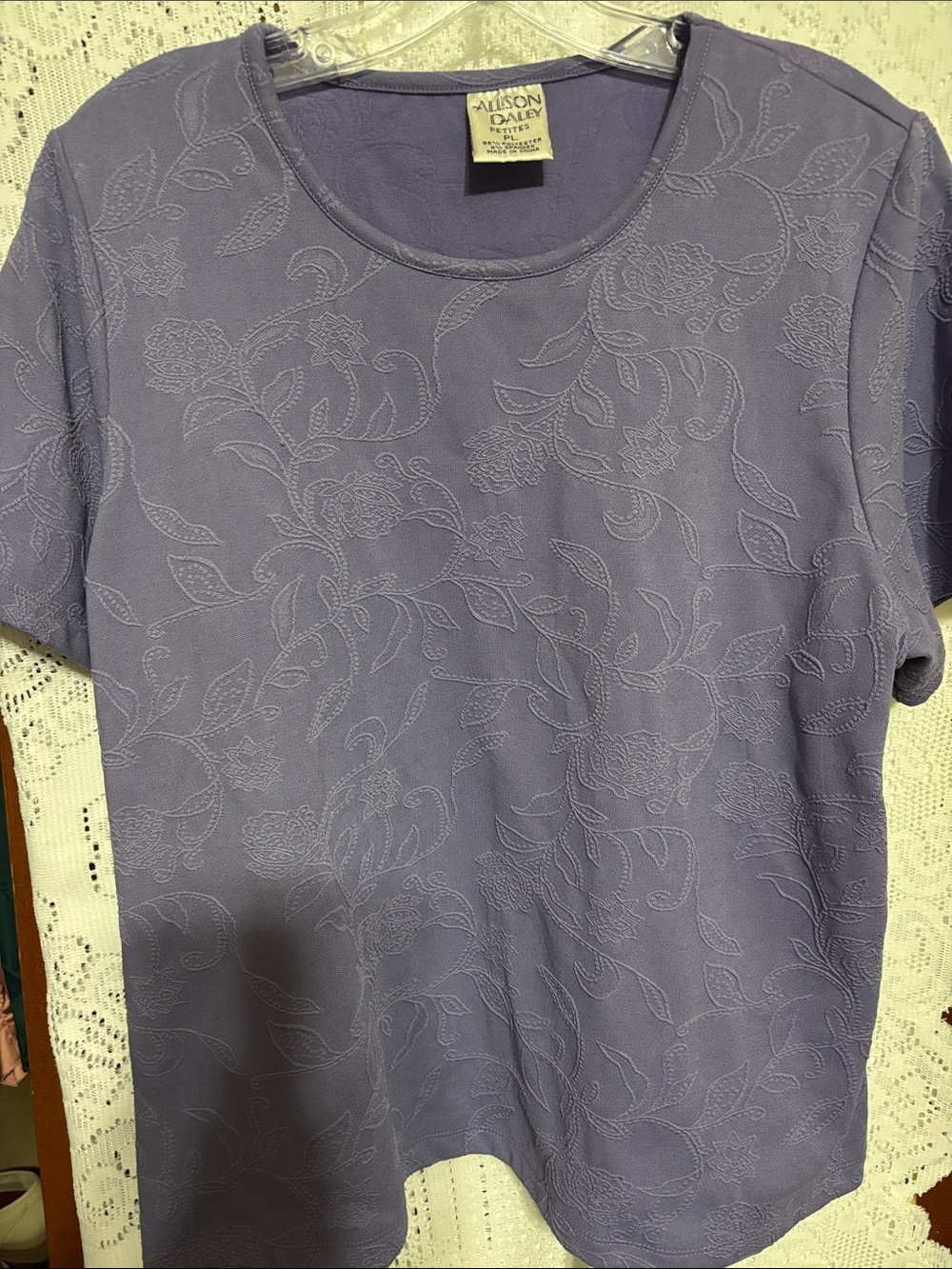 Allison Daley Lilac Short-Sleeve Embossed Floral Tee size PL